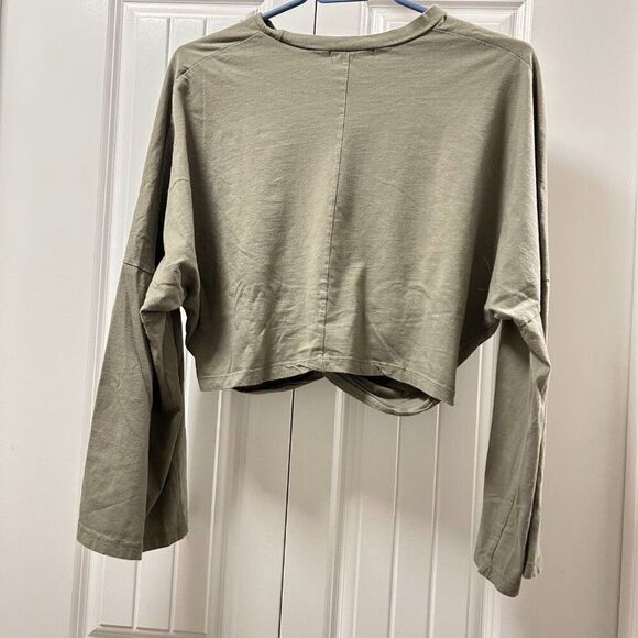 OAK + FORT Flared Wrap Knot Crop Top Green - O/S - Picture 5 of 14